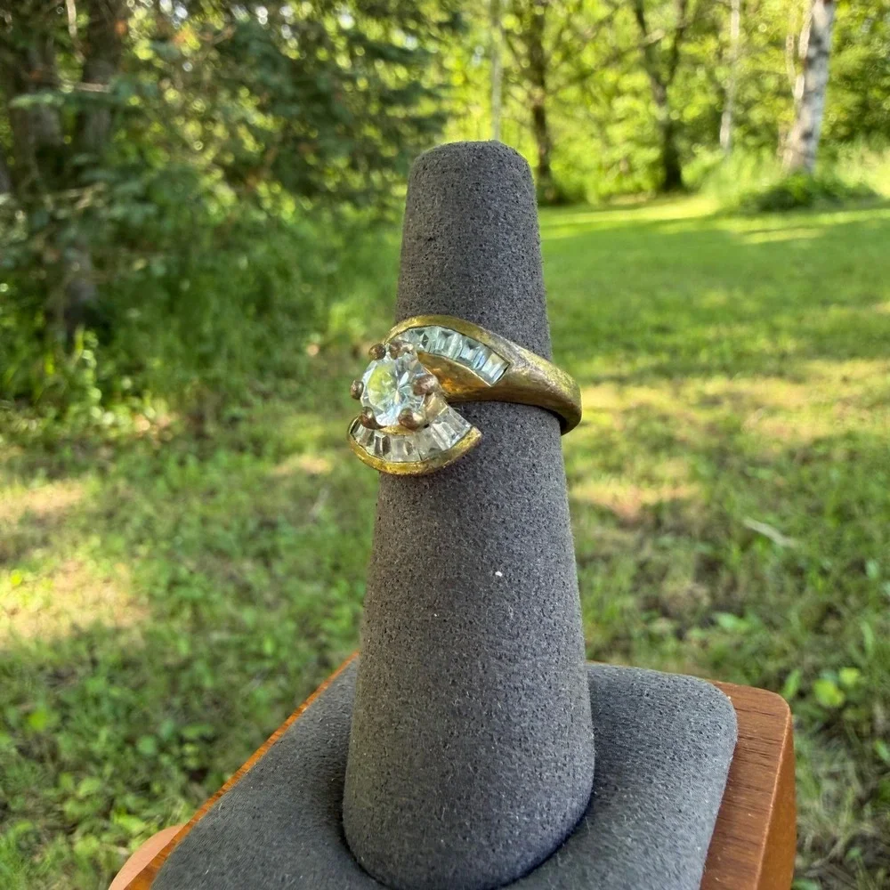 Vintage Bypass Statement Ring Women Size 6.5 Gold Tone Clear Baguette Accents
